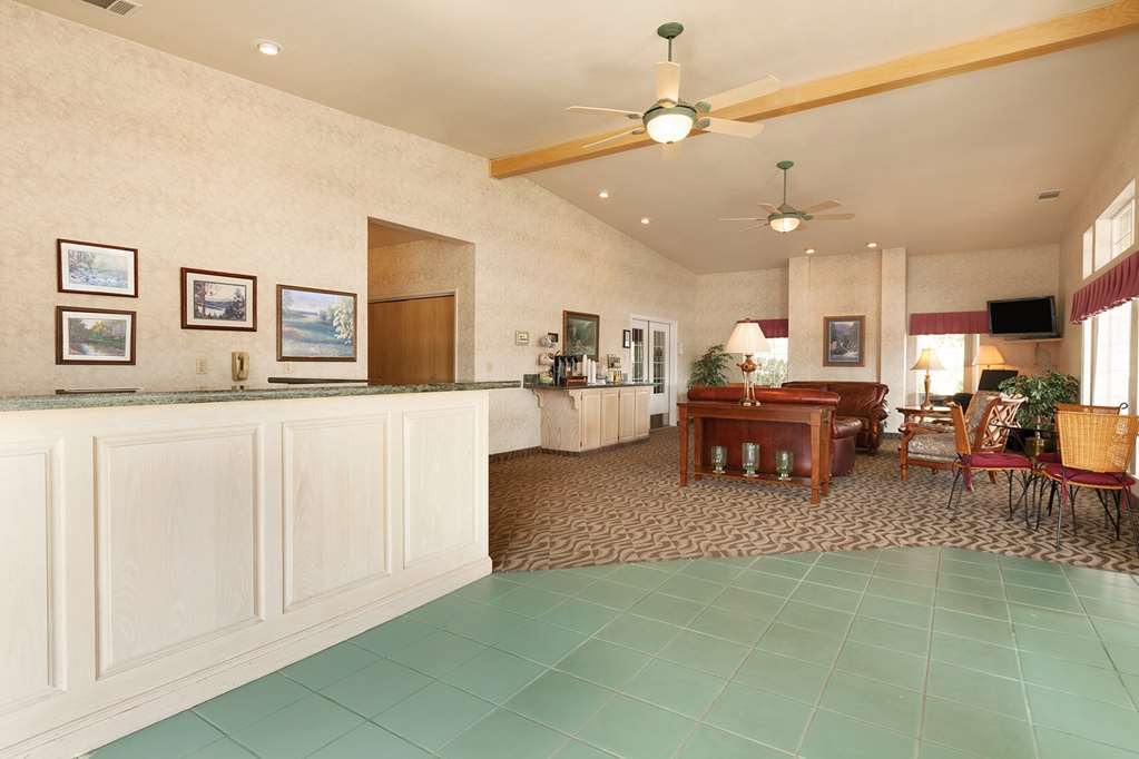 Comfort Inn & Suites Susanville Interior photo